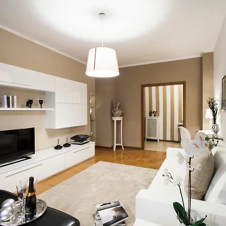 Olmo Apartment Como
